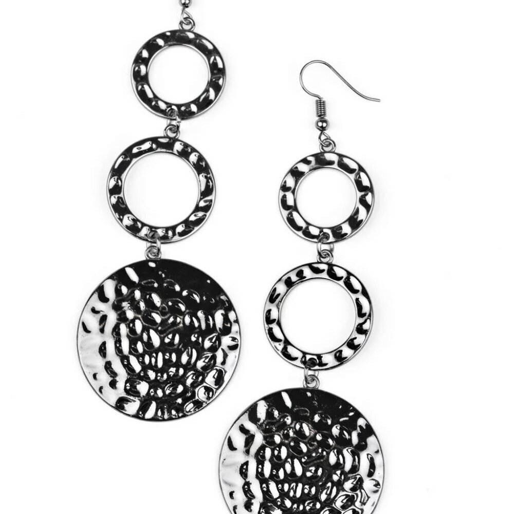Paparazzi Jewelry Accessories - Blooming Baubles - Black Earrings - Vintage - Picture 4 of 4